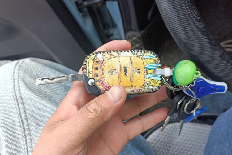 Used Wuling Hongguang MINIEV 2020 Enjoyment Model Lithium Iron Phosphate Vehicle Key