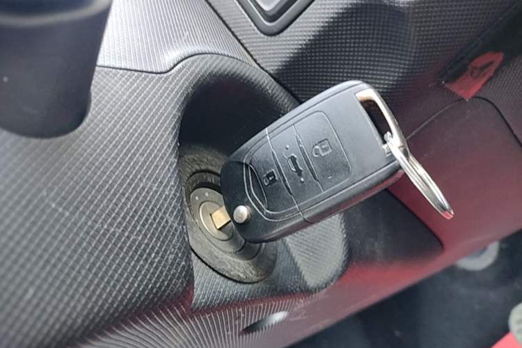 Used Wuling Hongguang MINIEV 2020 Freedom Version Lithium Iron Phosphate Vehicle Key