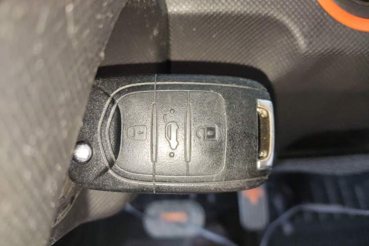 Used Wuling Hongguang MINIEV 2020 Freedom Version Lithium Iron Phosphate Vehicle Key