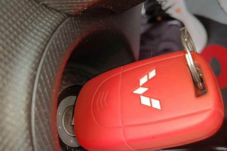 Used Wuling Hongguang MINIEV 2020 Freedom Version Lithium Iron Phosphate Vehicle Key
