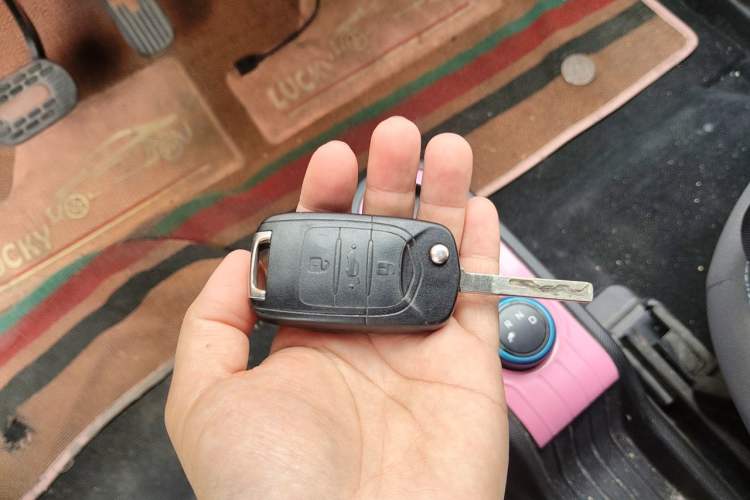 Used Wuling Hongguang MINIEV 2020 Enjoyment Model Lithium Iron Phosphate Vehicle Key