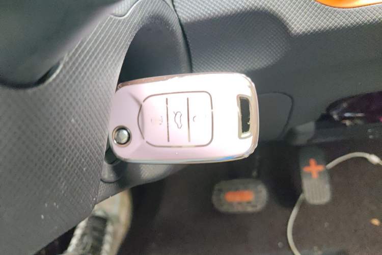 Used Wuling Hongguang MINIEV 2020 Zizai Version Lithium-NMC Vehicle Key