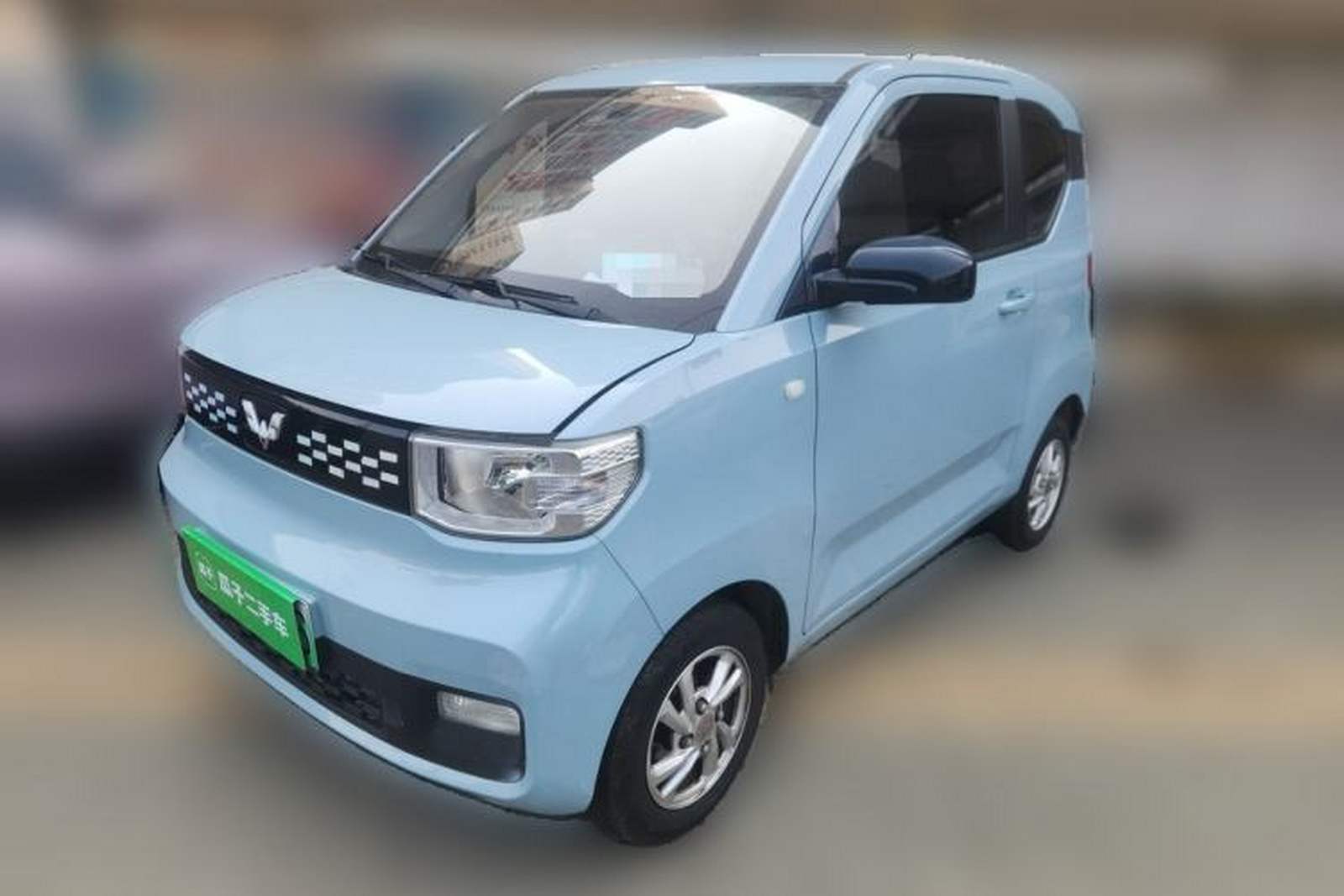 Фото Wuling с площадки
