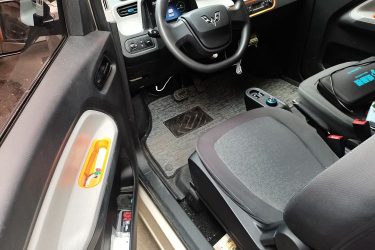 Used Wuling Hongguang MINIEV 2020 Enjoy Edition Lithium-Ion Battery Driver Seat