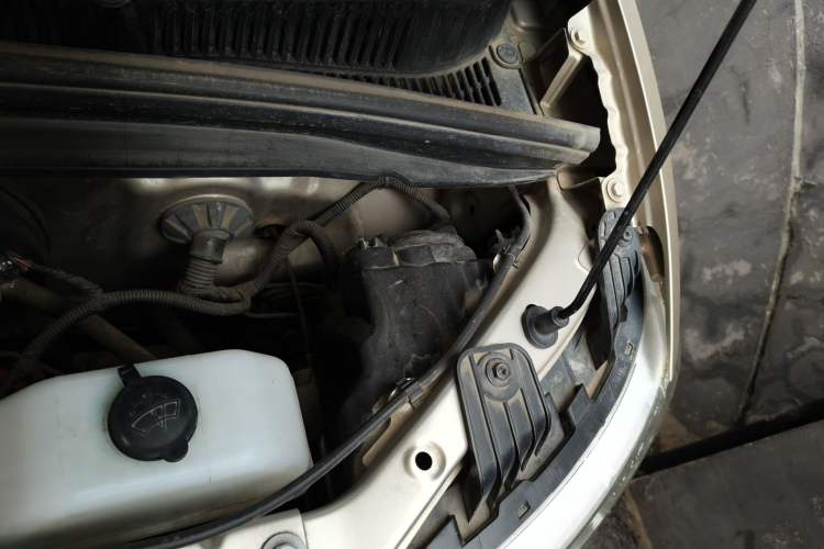 Used Wuling Hongguang MINIEV 2020 Enjoy Edition Lithium-Ion Battery Engine Bay Left