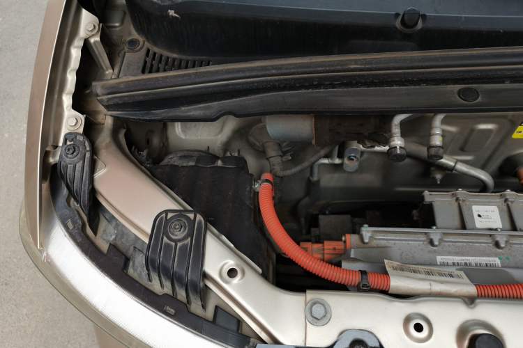 Used Wuling Hongguang MINIEV 2020 Enjoy Edition Lithium-Ion Battery Engine Bay Right