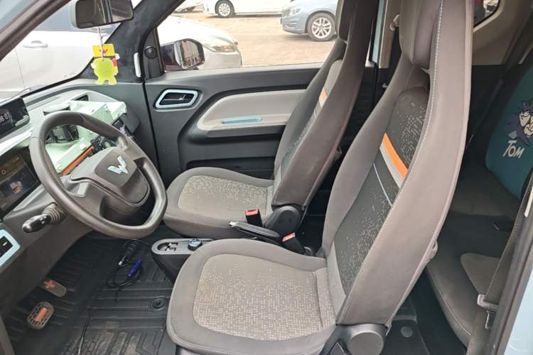 Used Wuling Hongguang MINIEV 2020 Easy Version Lithium-Ion Battery Left Front Seat
