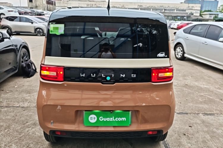 Used Wuling Hongguang MINIEV 2020 Easy Version Lithium-Ion Battery Rear