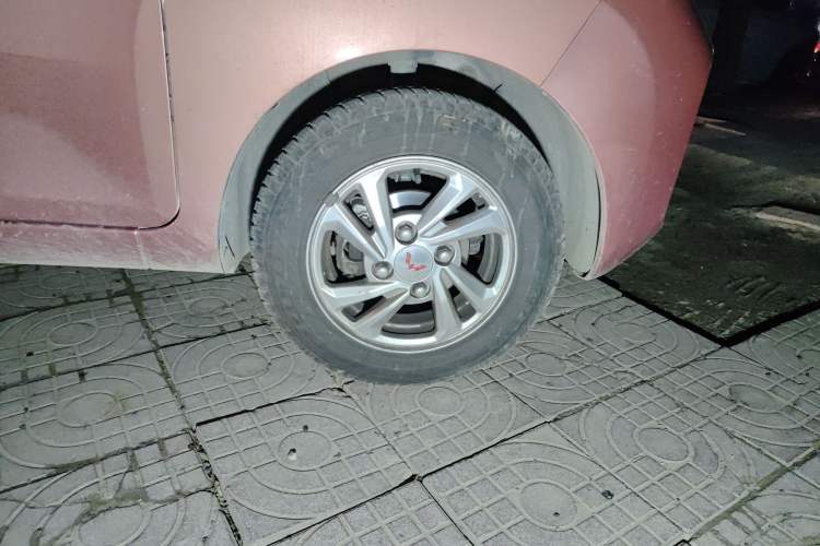 Used Wuling Hongguang MINIEV 2020 Enjoyment Model Lithium Iron Phosphate Right Front Wheel Hub