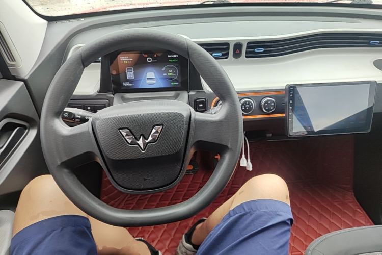Used Wuling Hongguang MINIEV 2020 Enjoy Edition Lithium-Ion Battery Center Console