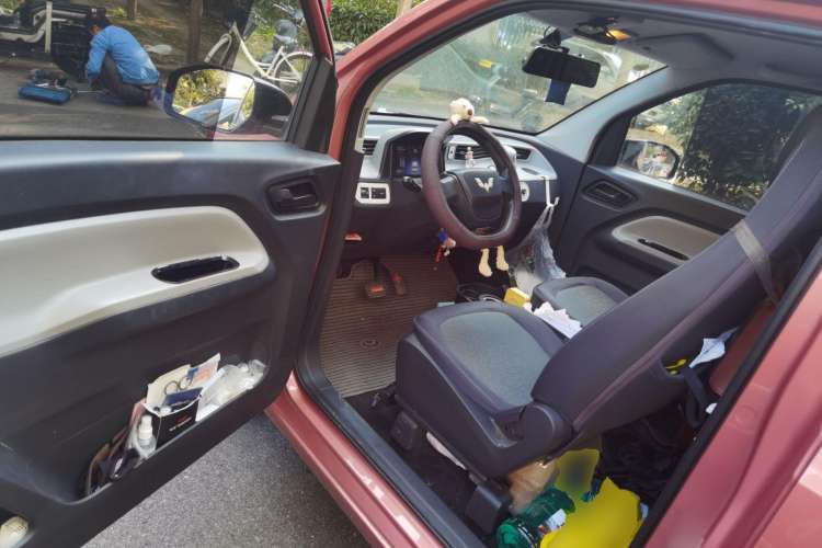 Used Wuling Hongguang MINIEV 2020 Enjoyment Model Lithium Iron Phosphate Driver Seat