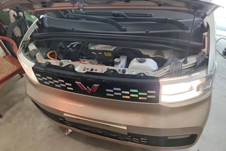 Used Wuling Hongguang MINIEV 2020 Zizai Version Lithium-NMC Engine Bay