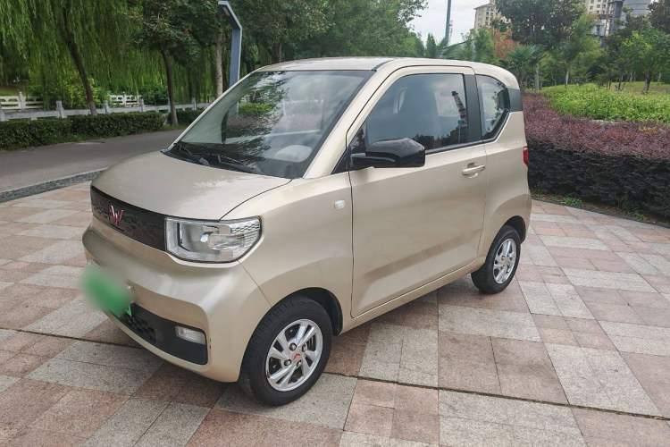 Used Wuling Hongguang MINIEV 2020 Zizai Version Lithium-NMC Exterior 5