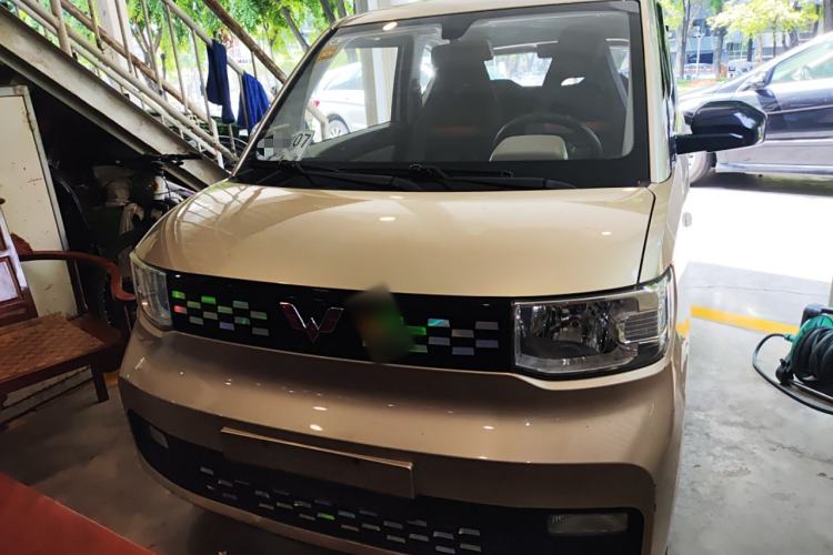 Used Wuling Hongguang MINIEV 2020 Zizai Version Lithium-NMC Front