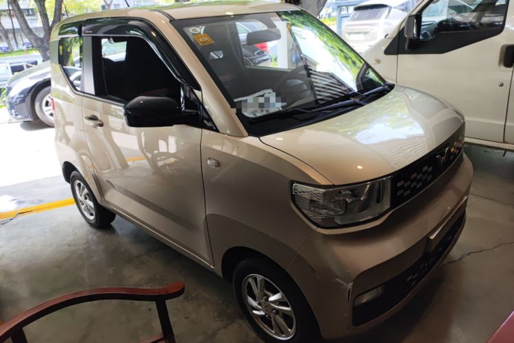 Used Wuling Hongguang MINIEV 2020 Zizai Version Lithium-NMC Front Right 45 Deg
