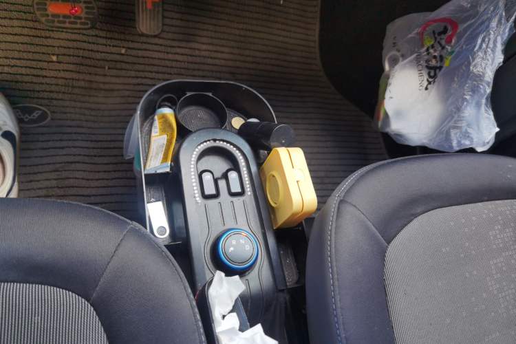 Used Wuling Hongguang MINIEV 2020 Enjoyment Model Lithium Iron Phosphate Gear Lever
