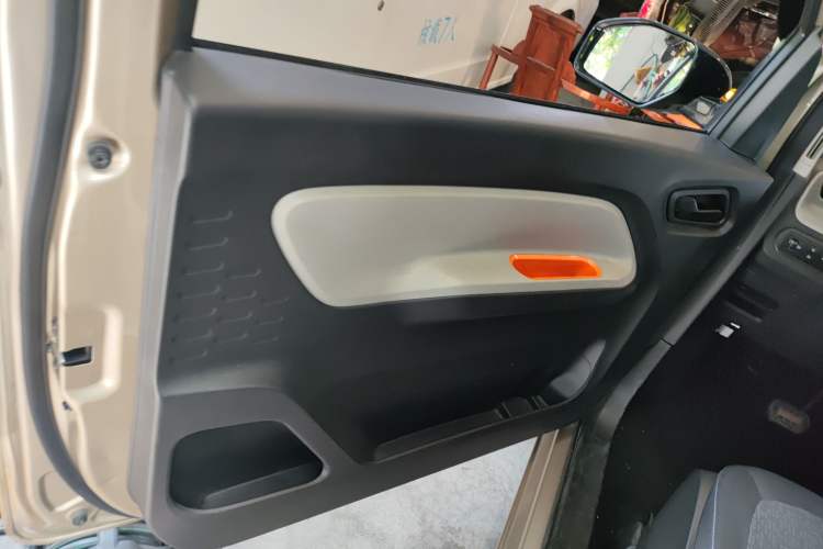 Used Wuling Hongguang MINIEV 2020 Zizai Version Lithium-NMC Left Front Door Interior