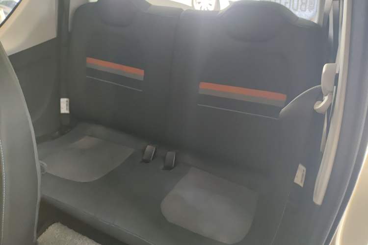 Used Wuling Hongguang MINIEV 2020 Zizai Version Lithium-NMC Left Rear Seat