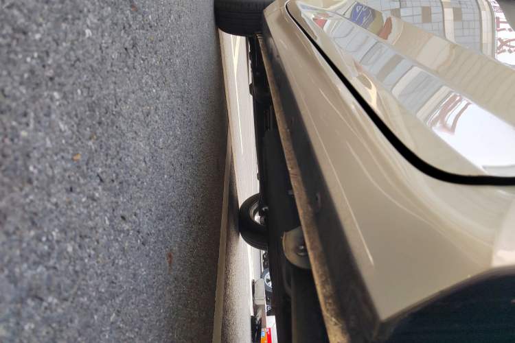 Used Wuling Hongguang MINIEV 2020 Zizai Version Lithium-NMC Left Side Sill