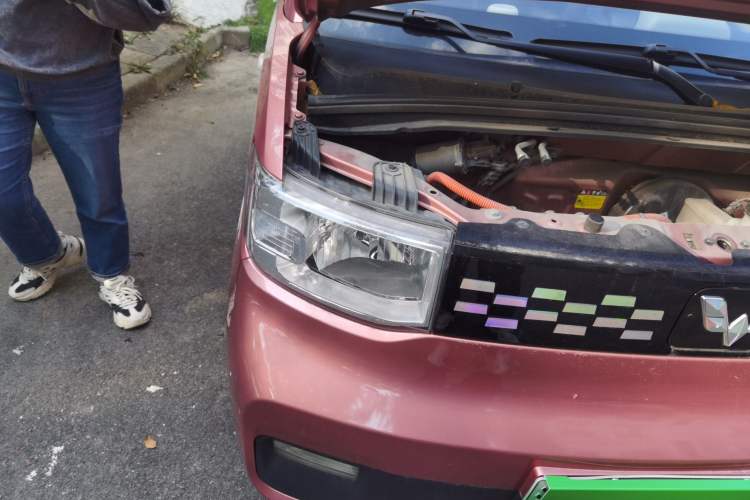 Used Wuling Hongguang MINIEV 2020 Enjoyment Model Lithium Iron Phosphate Right Front Headlight