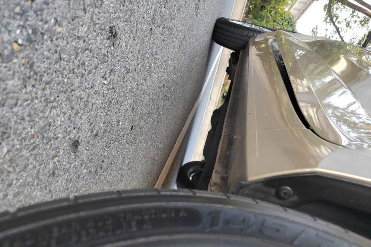 Used Wuling Hongguang MINIEV 2020 Zizai Version Lithium-NMC Right Side Sill