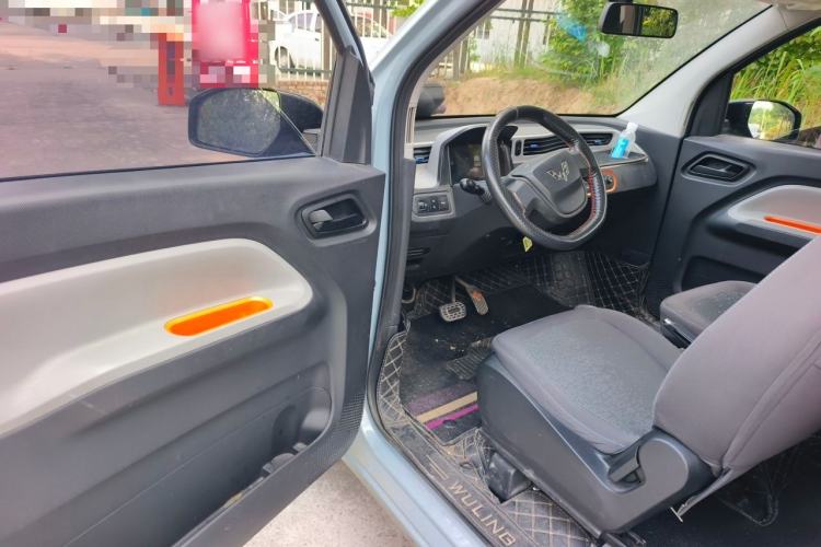Used Wuling Hongguang MINIEV 2020 Zizai Version Lithium-NMC Driver Seat