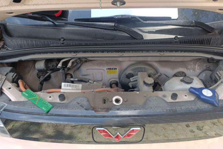 Used Wuling Hongguang MINIEV 2020 Freedom Version Lithium Iron Phosphate Engine Bay
