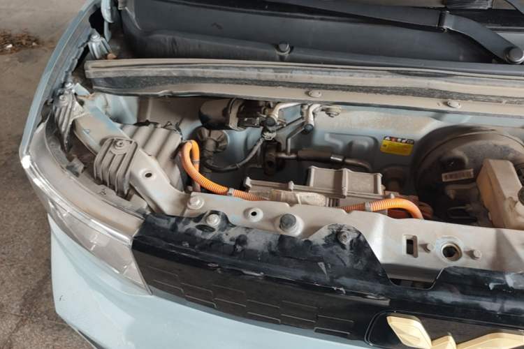 Used Wuling Hongguang MINIEV 2020 Enjoyment Model Lithium Iron Phosphate Engine Bay Right