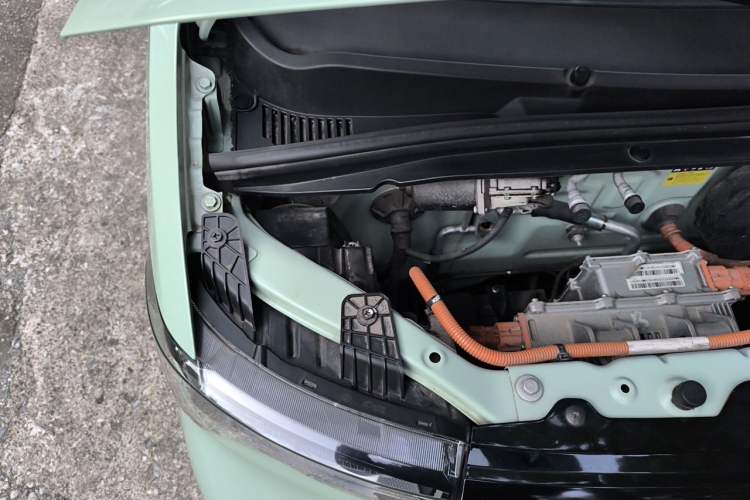 Used Wuling Hongguang MINIEV 2020 Enjoyment Model Lithium Iron Phosphate Engine Bay Right
