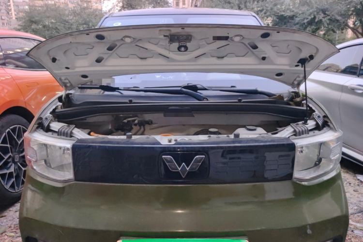 Used Wuling Hongguang MINIEV 2020 Zizai Version Lithium-NMC Engine Bay