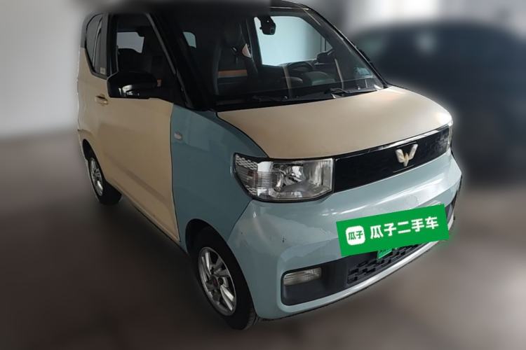 Used Wuling Hongguang MINIEV 2020 Enjoyment Model Lithium Iron Phosphate Front Right 45 Deg
