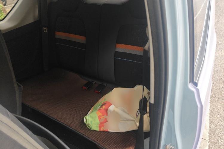 Used Wuling Hongguang MINIEV 2020 Freedom Version Lithium Iron Phosphate Left Rear Seat