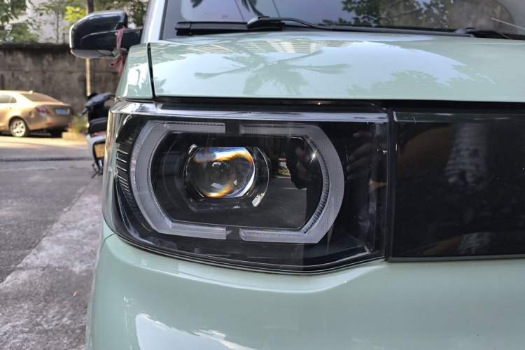 Used Wuling Hongguang MINIEV 2020 Enjoyment Model Lithium Iron Phosphate Right Front Headlight