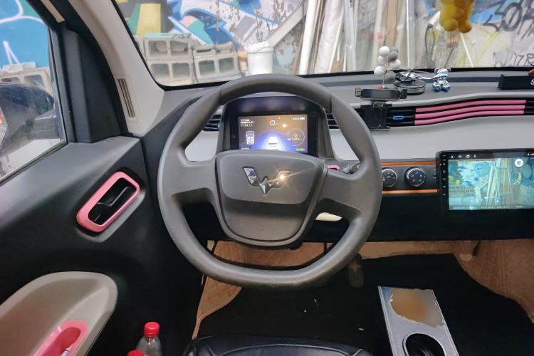 Used Wuling Hongguang MINIEV 2020 Zizai Version Lithium-NMC Steering Wheel