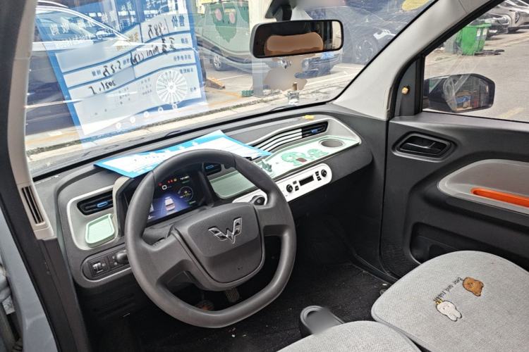 Used Wuling Hongguang MINIEV 2020 Enjoy Edition Lithium-Ion Battery Center Console