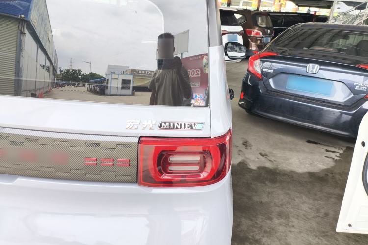 Used Wuling Hongguang MINIEV 2020 Freedom Version Lithium Iron Phosphate Exterior 6