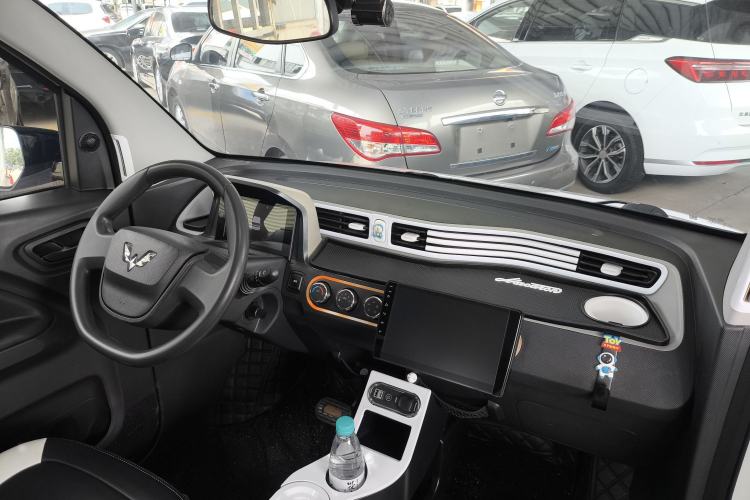 Used Wuling Hongguang MINIEV 2020 Freedom Version Lithium Iron Phosphate Interior 1