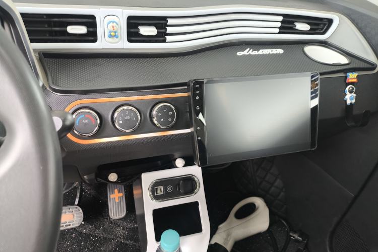 Used Wuling Hongguang MINIEV 2020 Freedom Version Lithium Iron Phosphate Interior 4