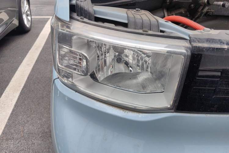 Used Wuling Hongguang MINIEV 2020 Enjoyment Model Lithium Iron Phosphate Right Front Headlight