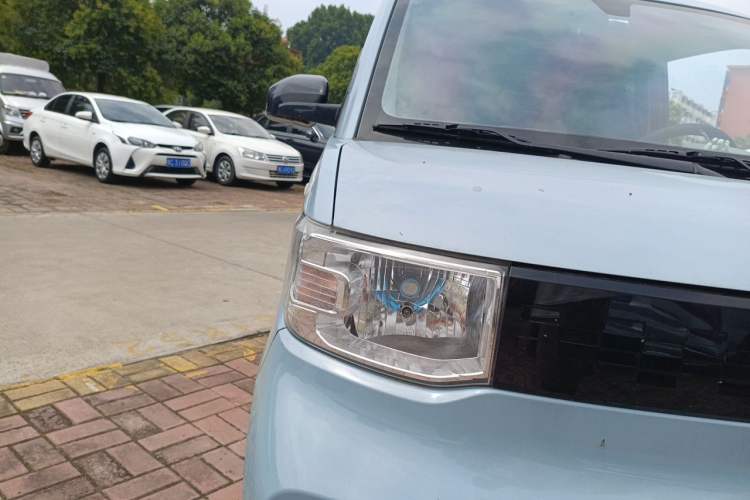 Used Wuling Hongguang MINIEV 2020 Freedom Version Lithium Iron Phosphate Right Front Headlight