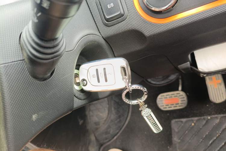Used Wuling Hongguang MINIEV 2020 Freedom Version Lithium Iron Phosphate Vehicle Key