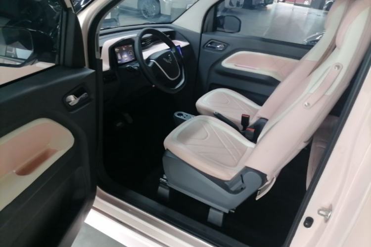 Used Wuling Hongguang MINIEV 2020 Freedom Version Lithium Iron Phosphate Driver Seat