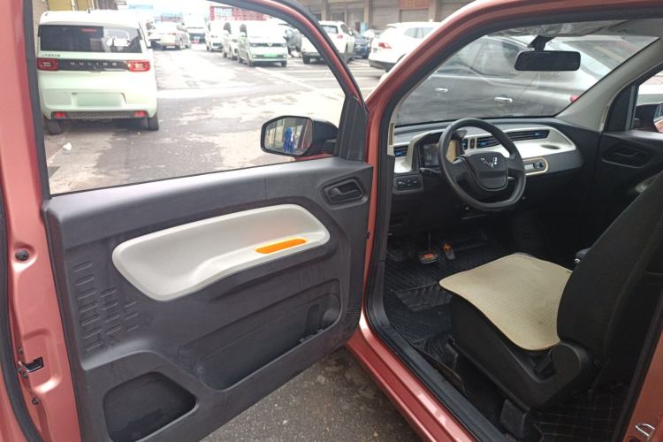 Used Wuling Hongguang MINIEV 2020 Enjoyment Model Lithium Iron Phosphate Driver Seat