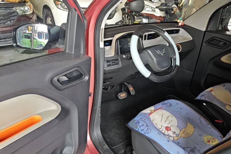 Used Wuling Hongguang MINIEV 2020 Freedom Version Lithium Iron Phosphate Driver Seat