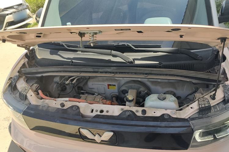 Used Wuling Hongguang MINIEV 2020 Zizai Version Lithium-NMC Engine Bay