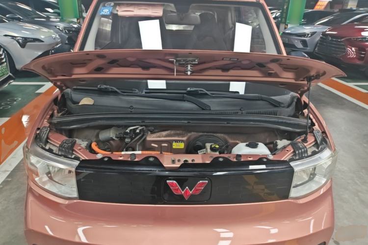 Used Wuling Hongguang MINIEV 2020 Freedom Version Lithium Iron Phosphate Engine Bay