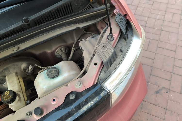 Used Wuling Hongguang MINIEV 2020 Easy Version Lithium-Ion Battery Engine Bay Left