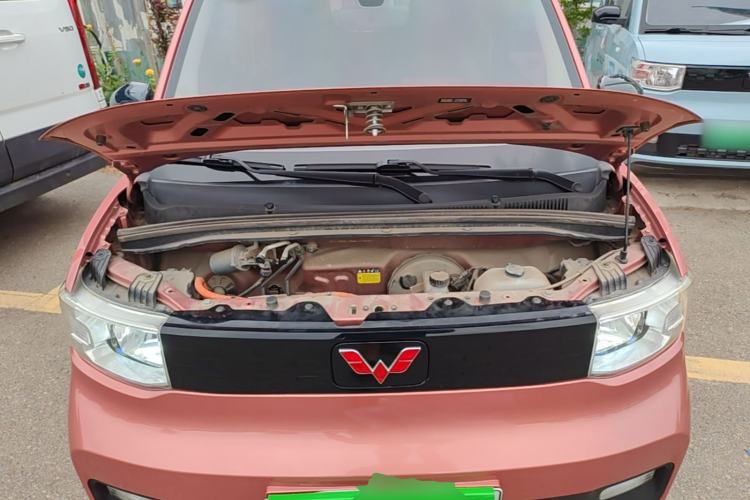 Used Wuling Hongguang MINIEV 2020 Freedom Version Lithium Iron Phosphate Engine Bay