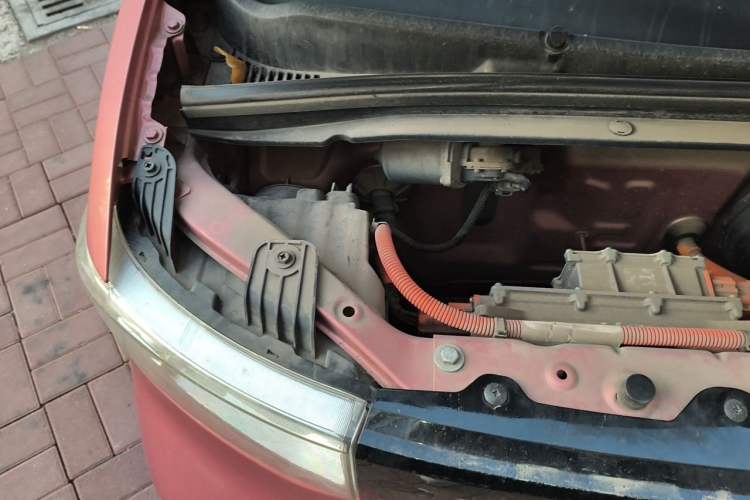 Used Wuling Hongguang MINIEV 2020 Easy Version Lithium-Ion Battery Engine Bay Right