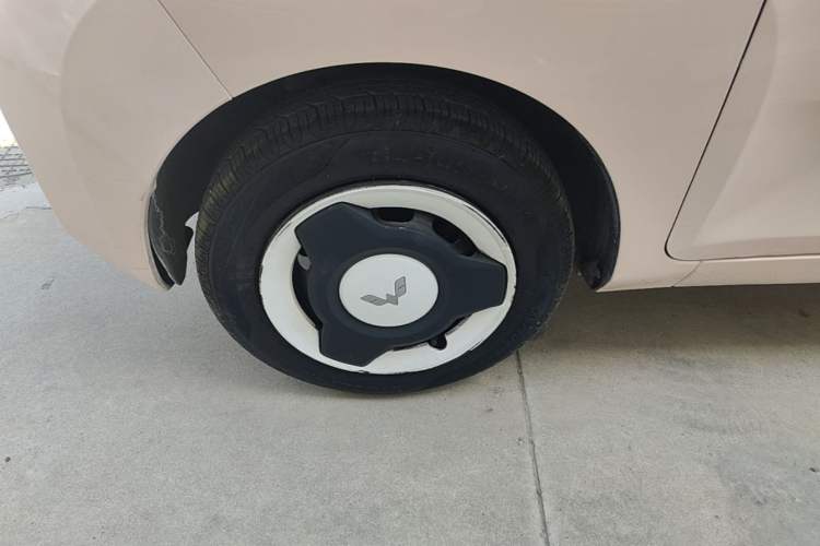 Used Wuling Hongguang MINIEV 2020 Zizai Version Lithium-NMC Exterior 1